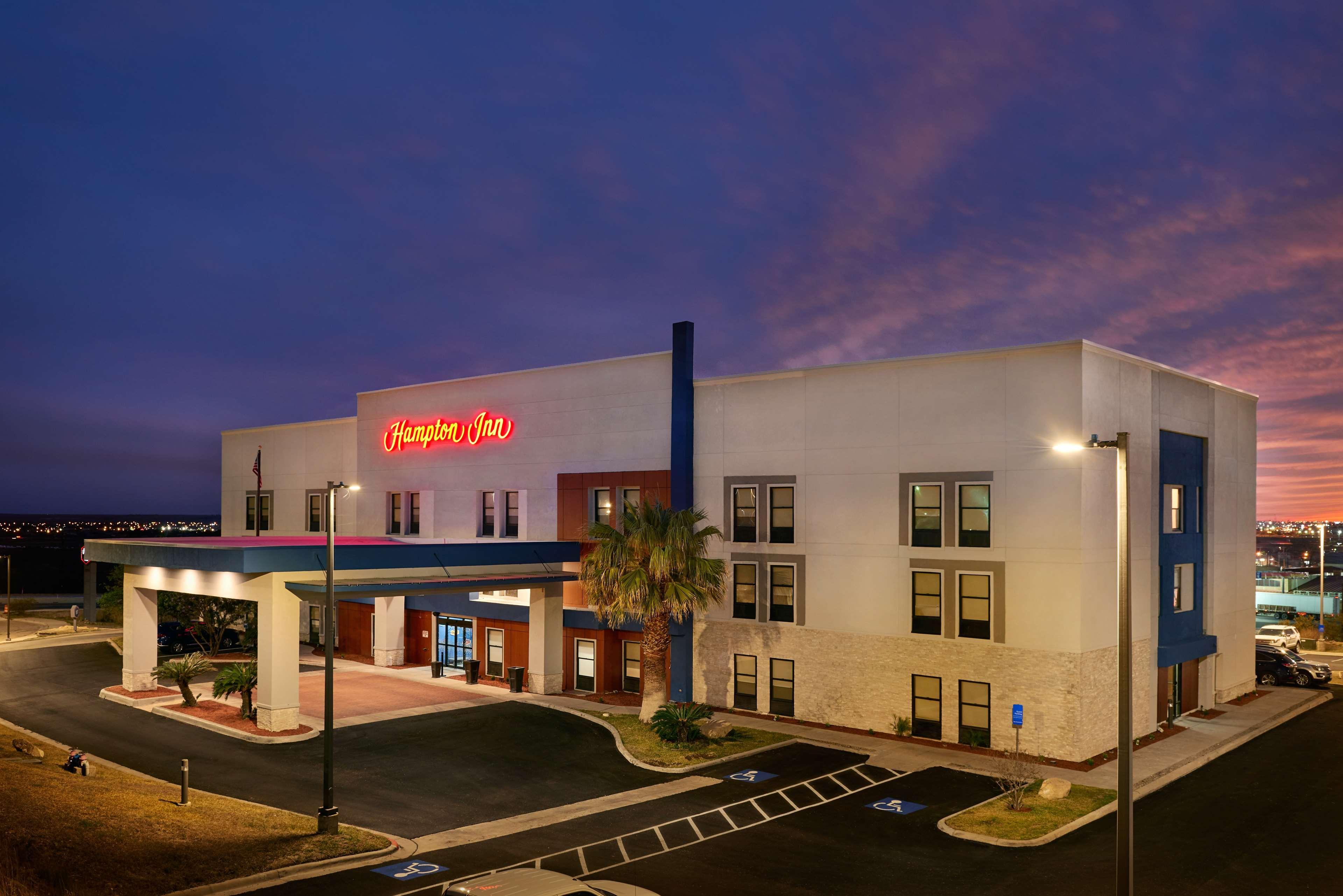 Hampton Inn Eagle Pass Luaran gambar